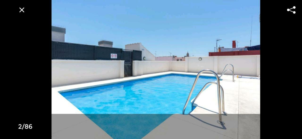 Stylish Apartment In The Heart Of Malaga With Pool ภายนอก รูปภาพ