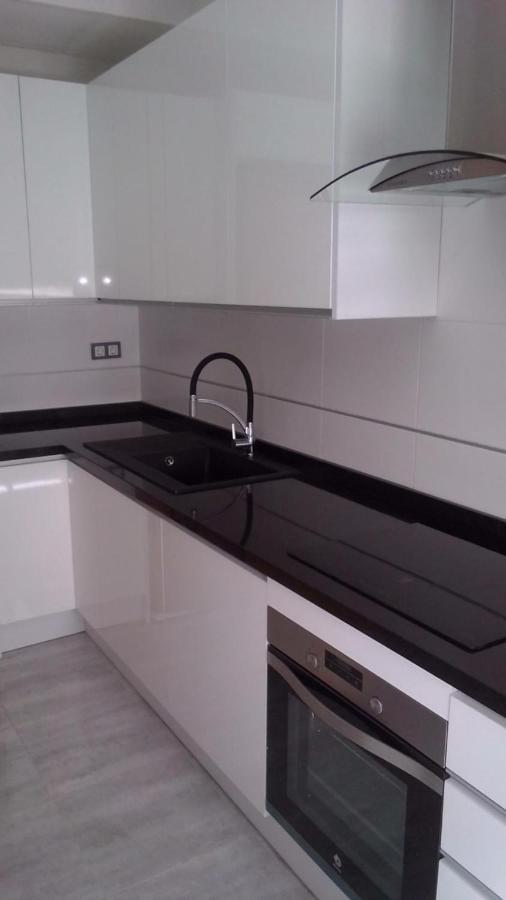 Stylish Apartment In The Heart Of Malaga With Pool ภายนอก รูปภาพ